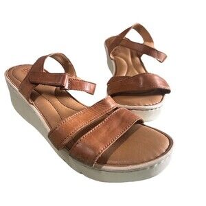 Born Pawnee Women's 8M Leather Tan Wedge Heel Platform Strappy Comfort Sandals